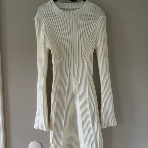 NWT Hemline white Knit Dress - Picture 1 of 4